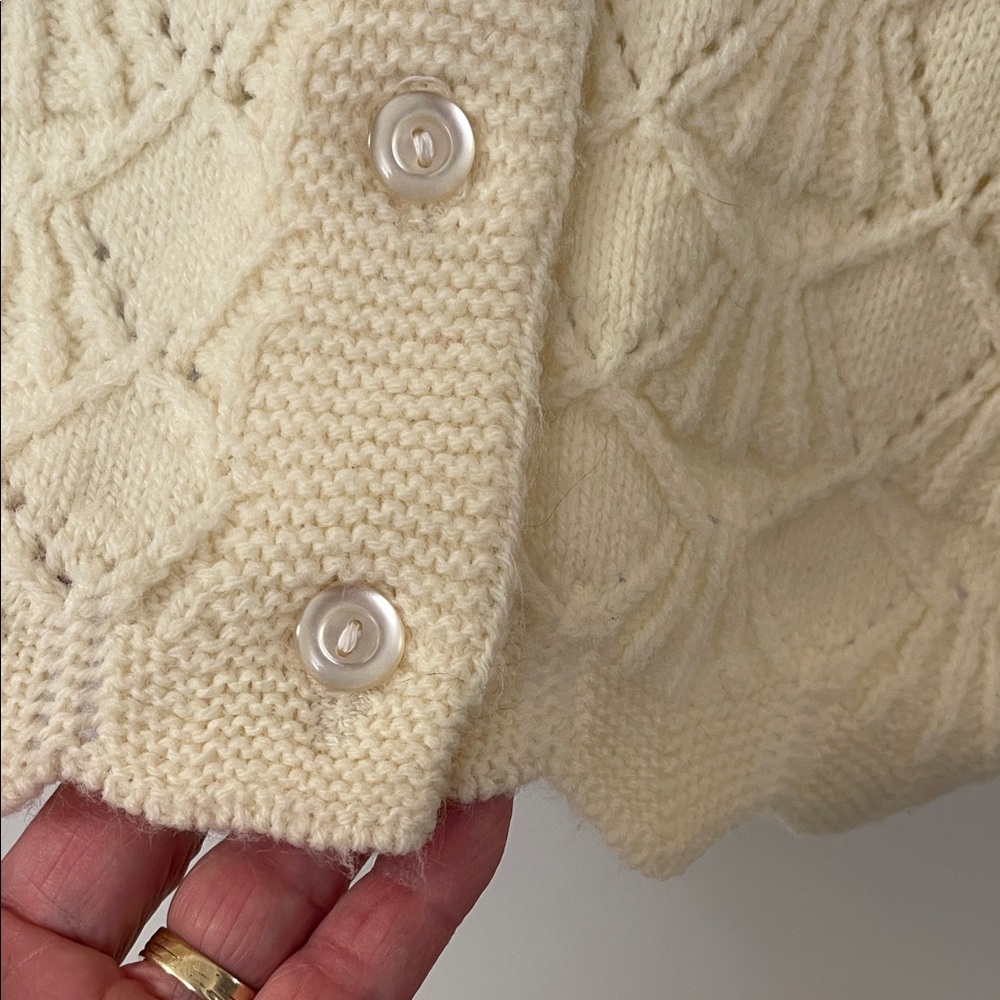Vintage GrannyCore Cream Openwork Knit Button-Up Sweater Cardigan - Picture 5 of 10